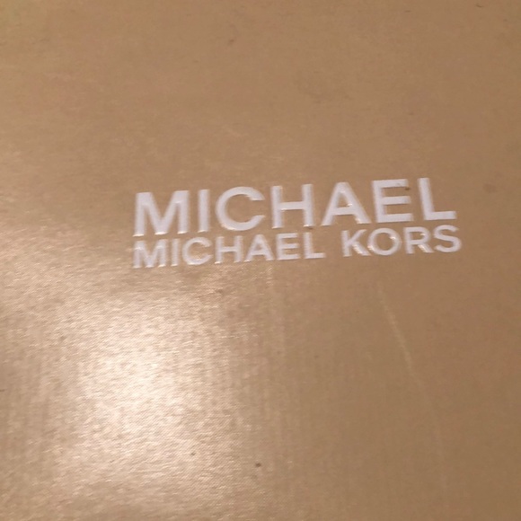 Michael Kors - Picture 8 of 8